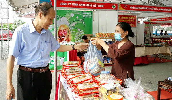 Yn Bi mở rộng diện tích măng mai Lâm Thượng