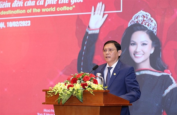 Chó lang thang nghi mắc bệnh dại đã cắn 3 người trong thời gian ngắn.